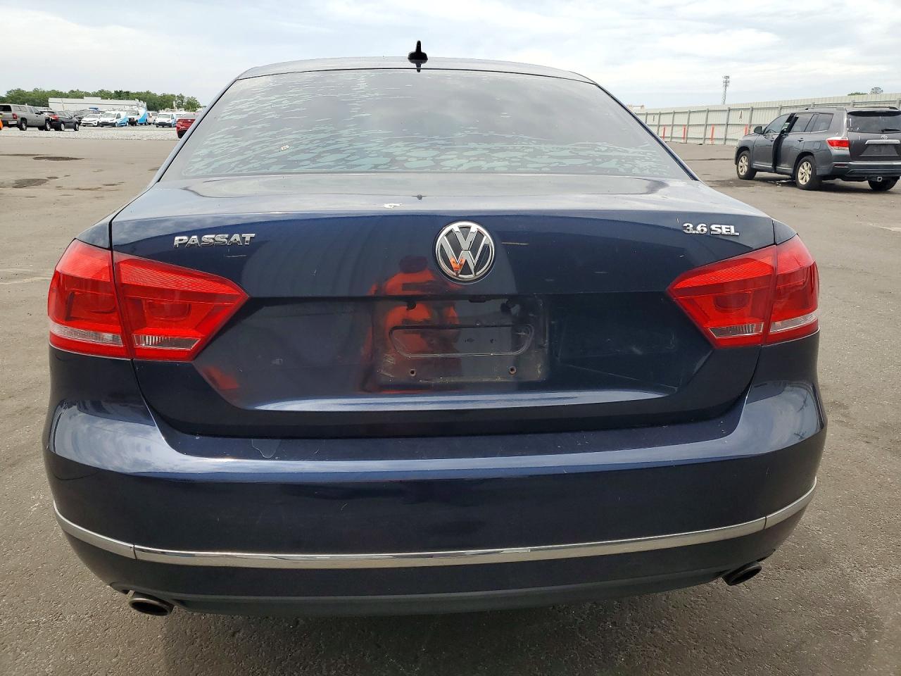 Volkswagen Passat Sel