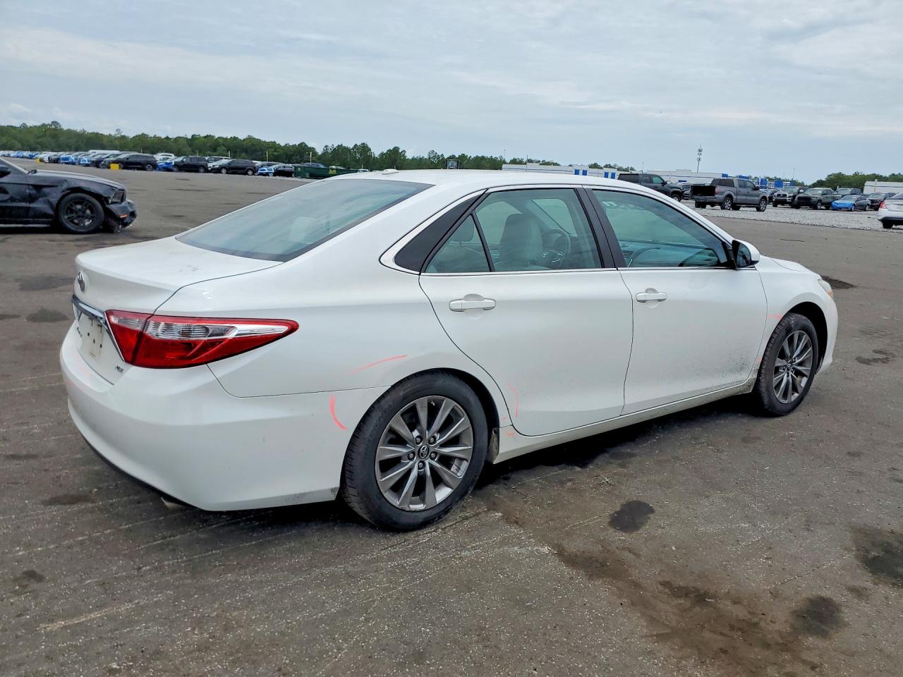 Toyota Camry Xle