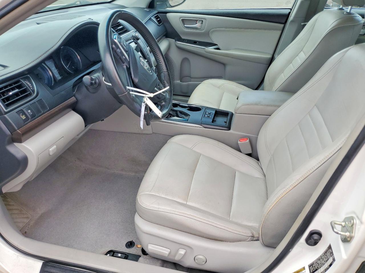 Toyota Camry Xle