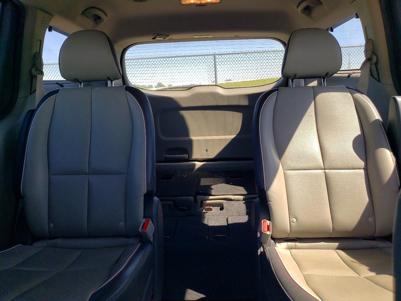 Kia Sedona Ex