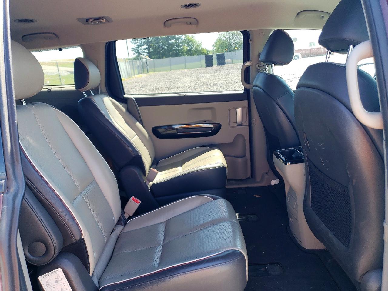 Kia Sedona Ex