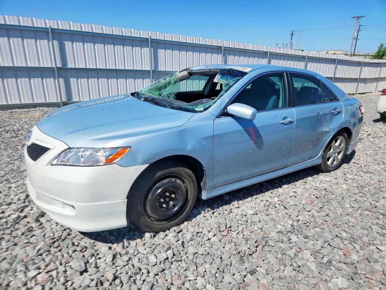 Salvage Toyota Camry Image