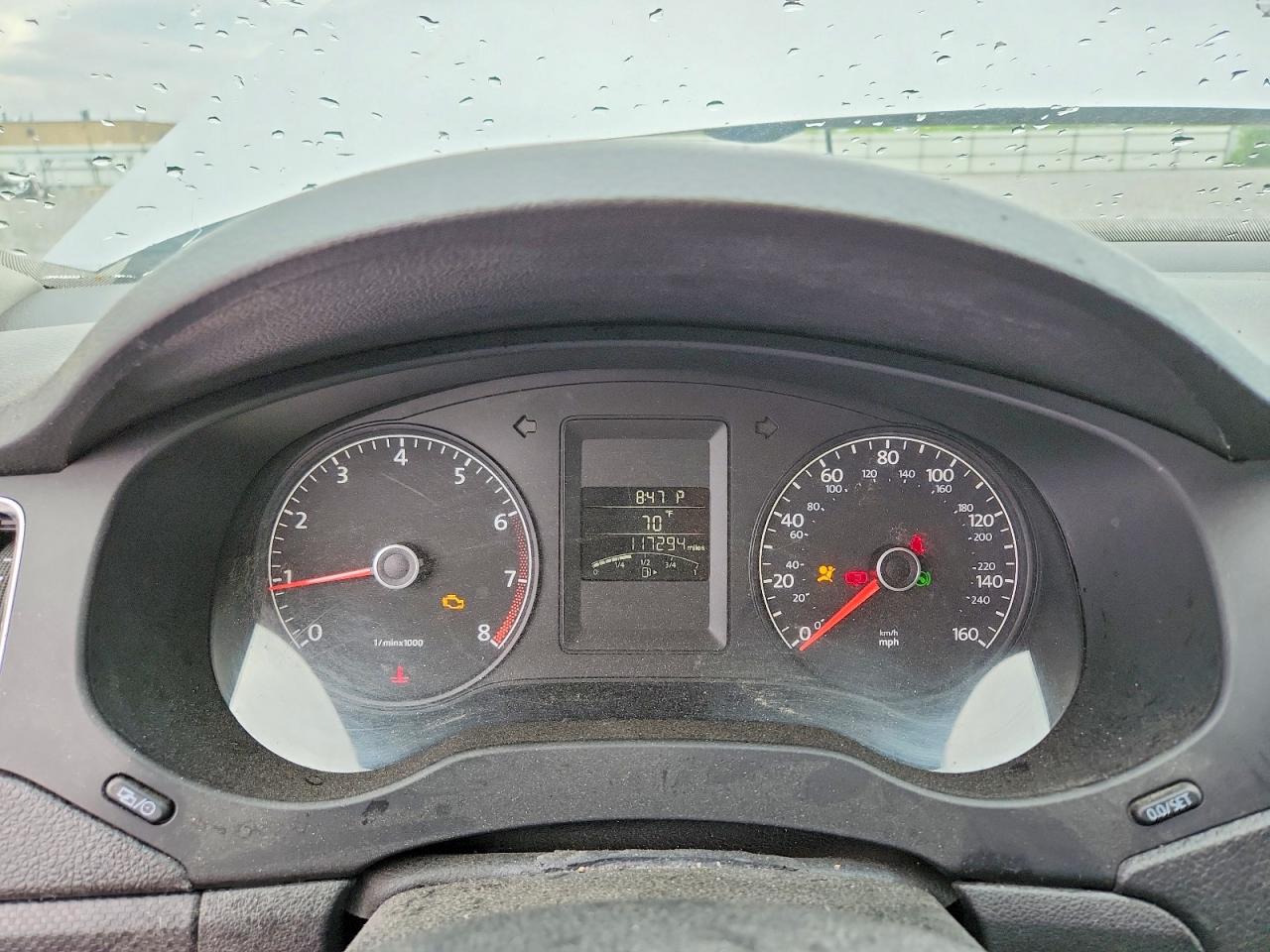 Volkswagen Jetta Base