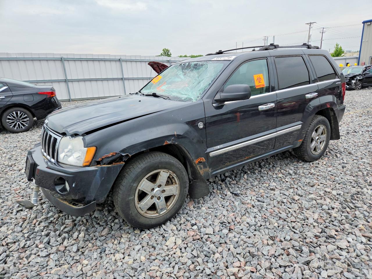 Salvage Jeep Cherokee Image