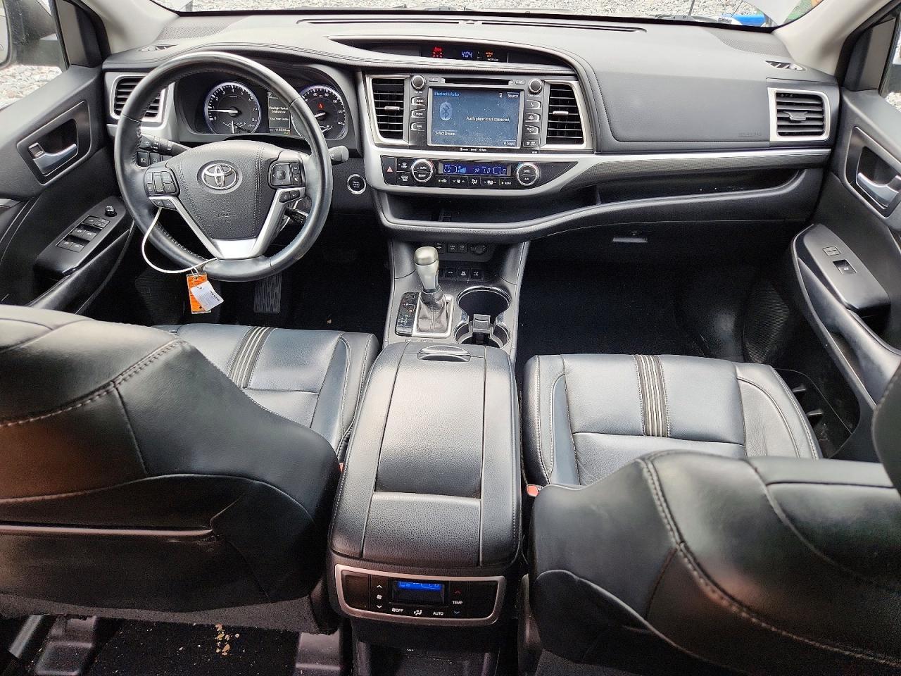Toyota Highlander Se