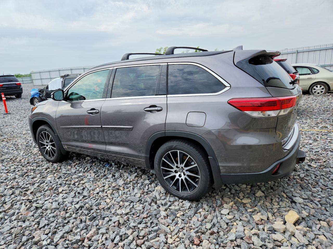 Toyota Highlander Se