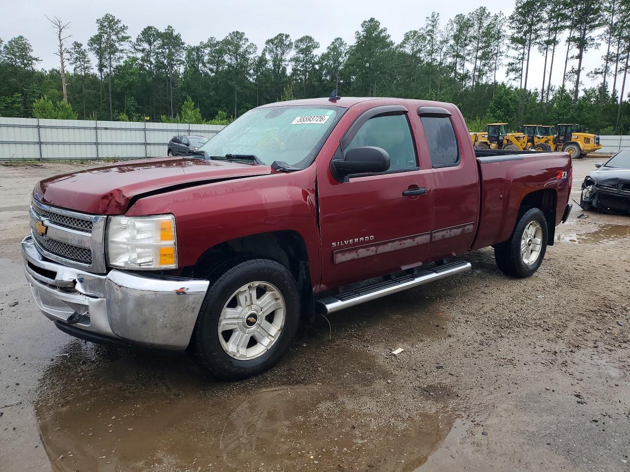 Salvage Chevrolet Silverado Image