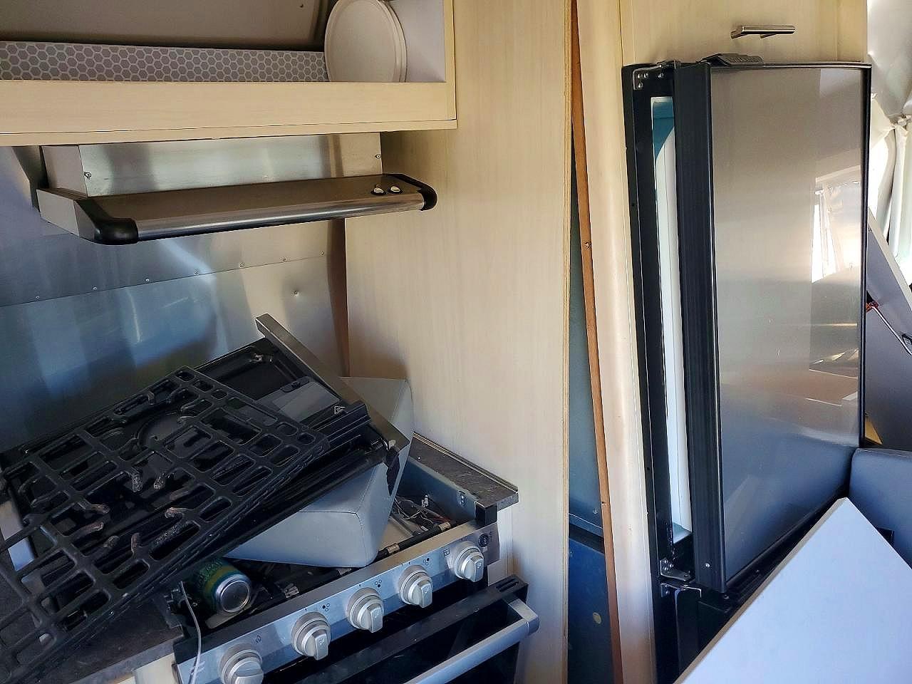 Airstream Flying Clo