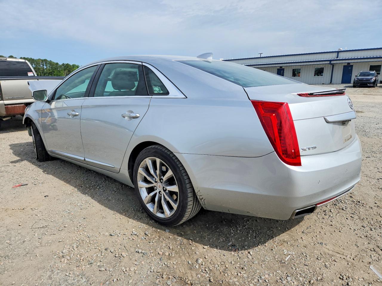Cadillac XTS Luxury Collection