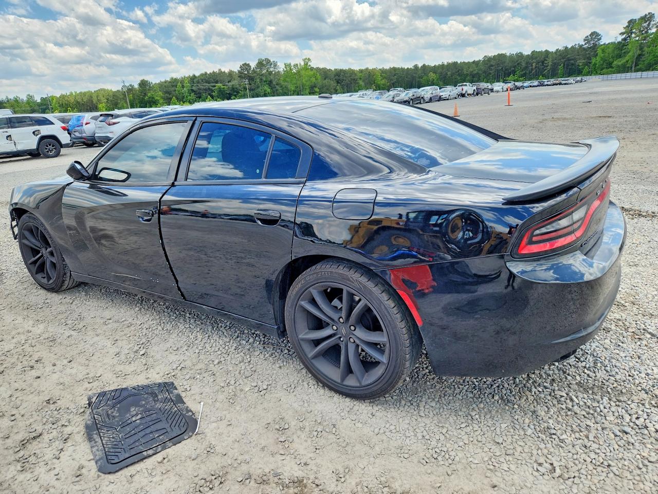 Dodge Charger Se