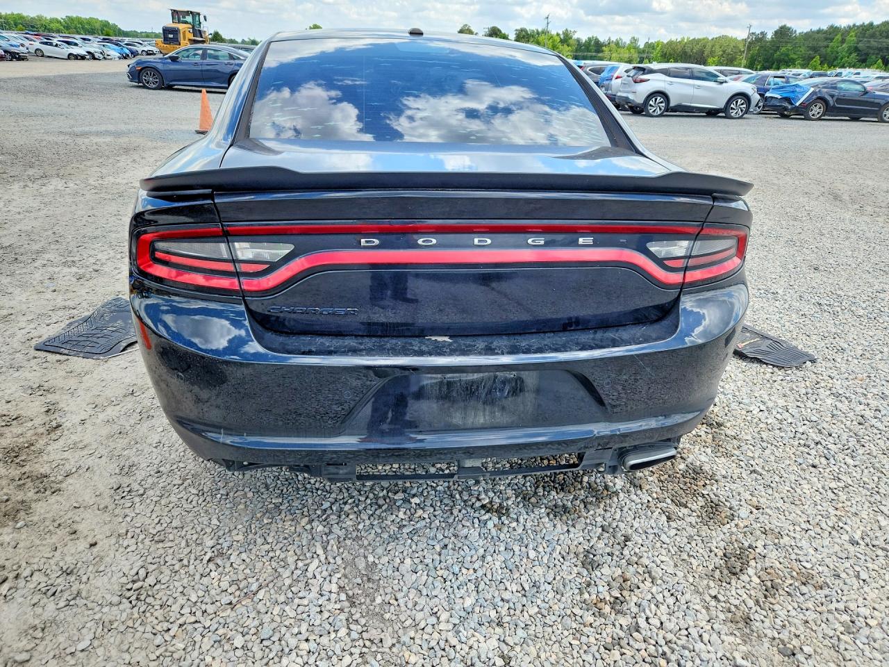 Dodge Charger Se