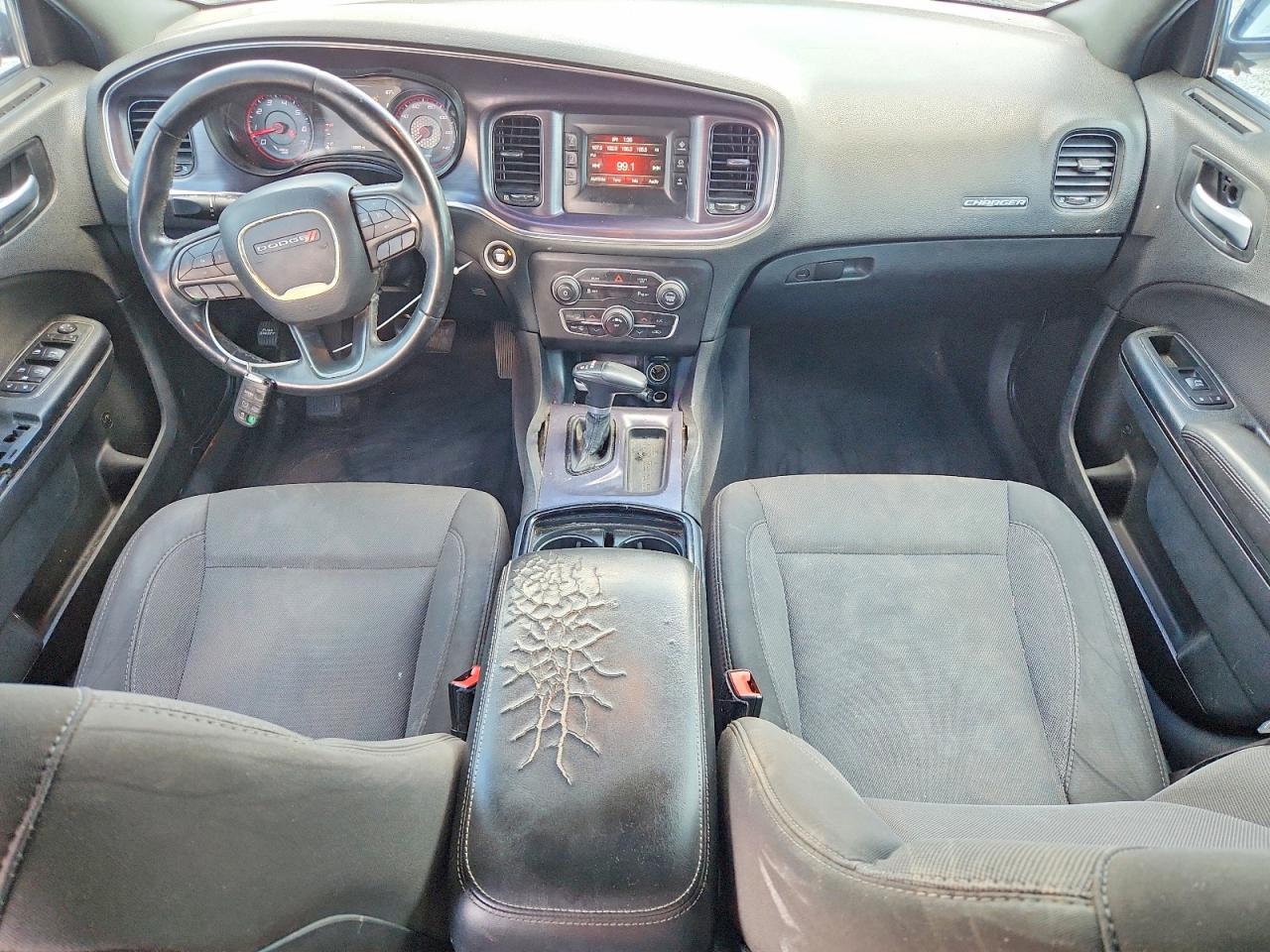 Dodge Charger Se