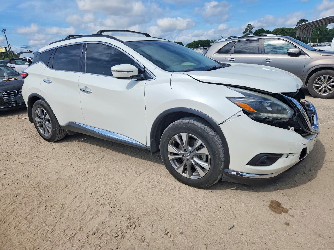 Nissan Murano Sv