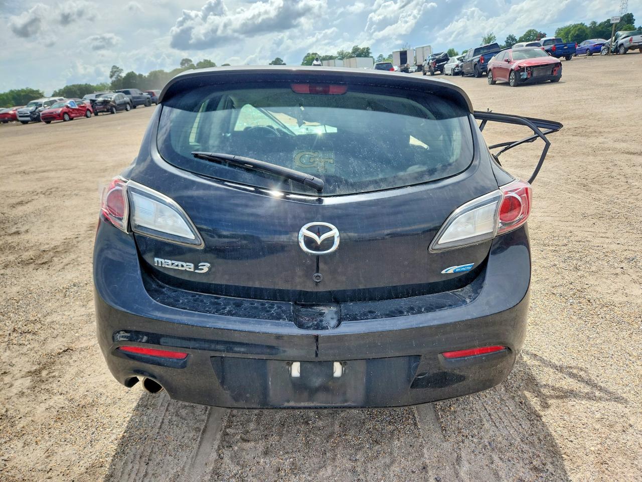 Mazda 3 I