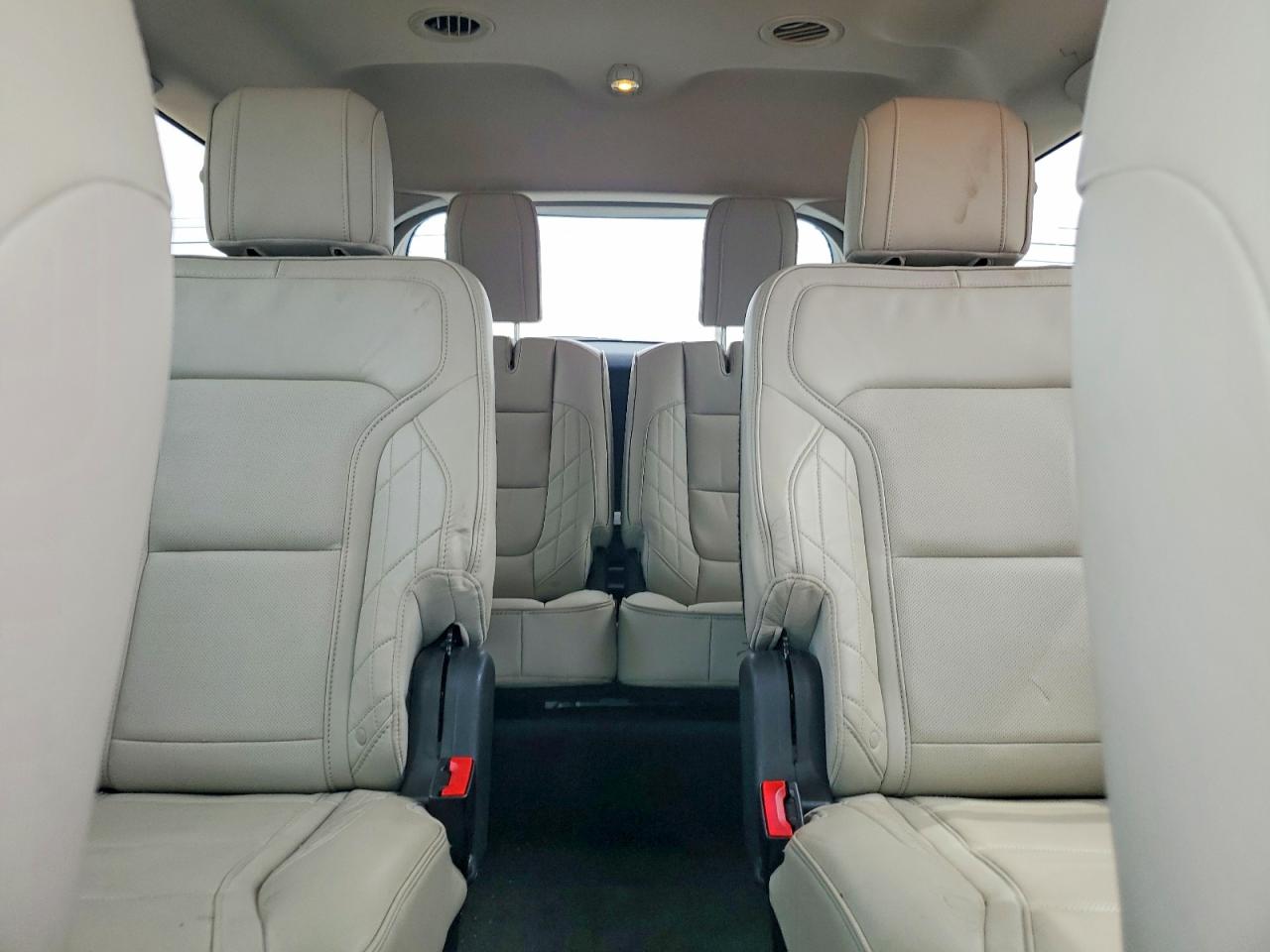 Ford Explorer Platinum