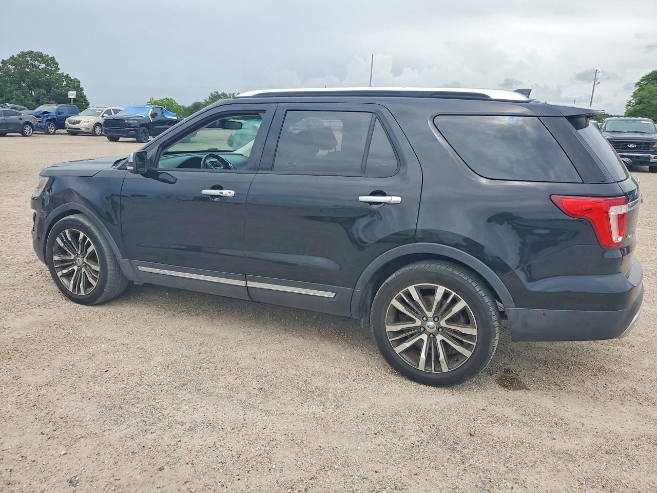 Ford Explorer Platinum