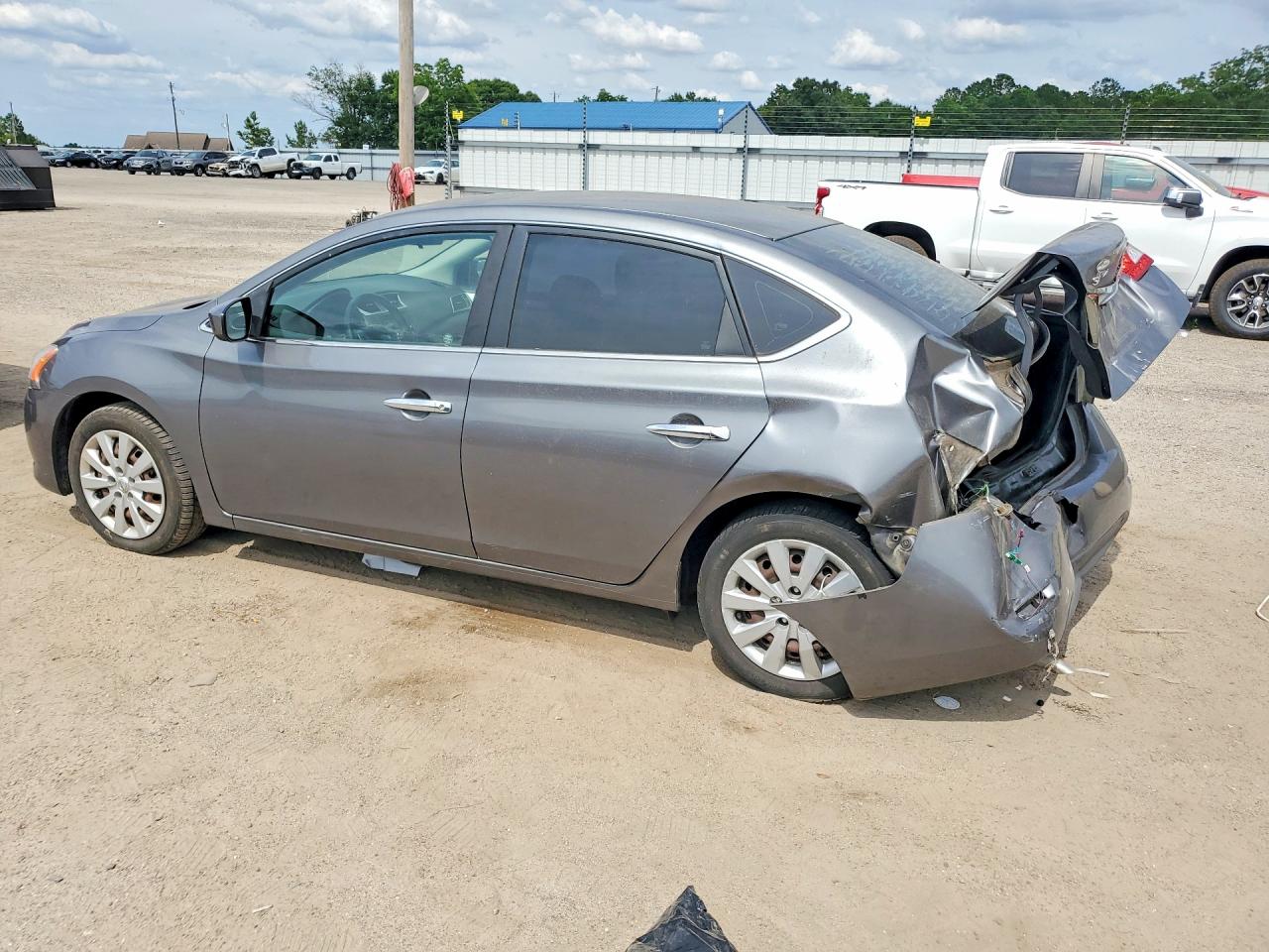 Nissan Sentra S