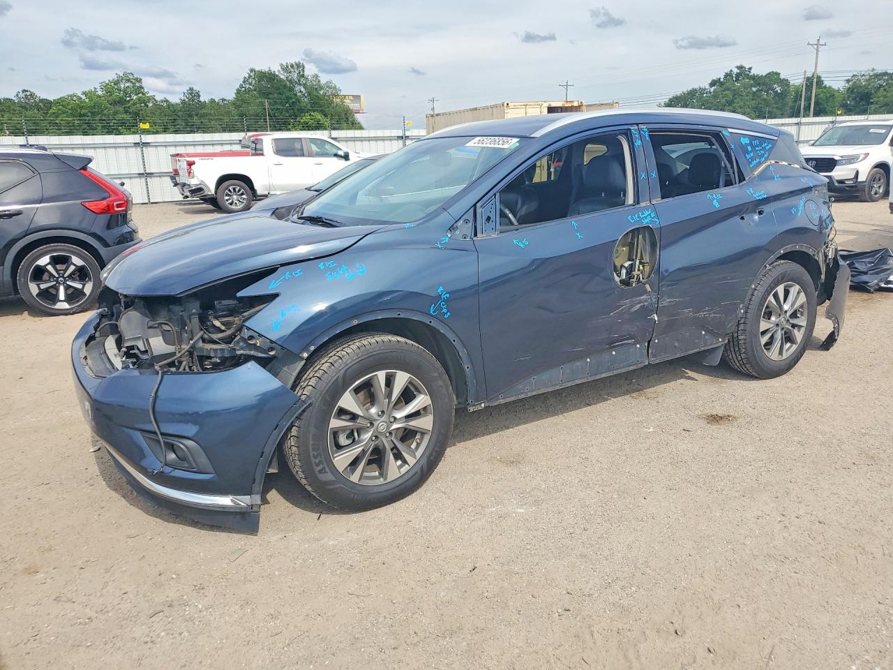 Salvage Nissan Murano Image