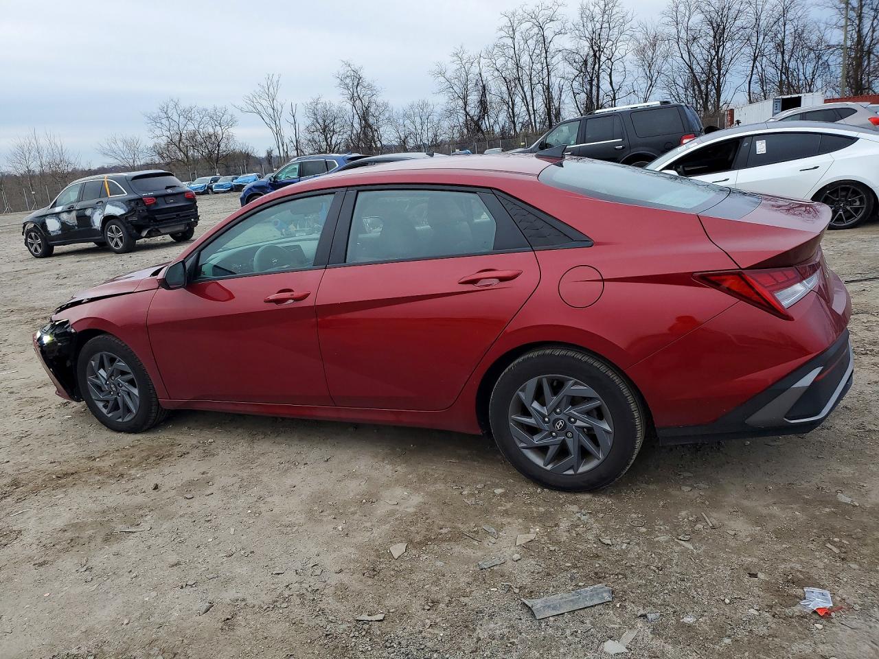 Hyundai ELANTRA Blue