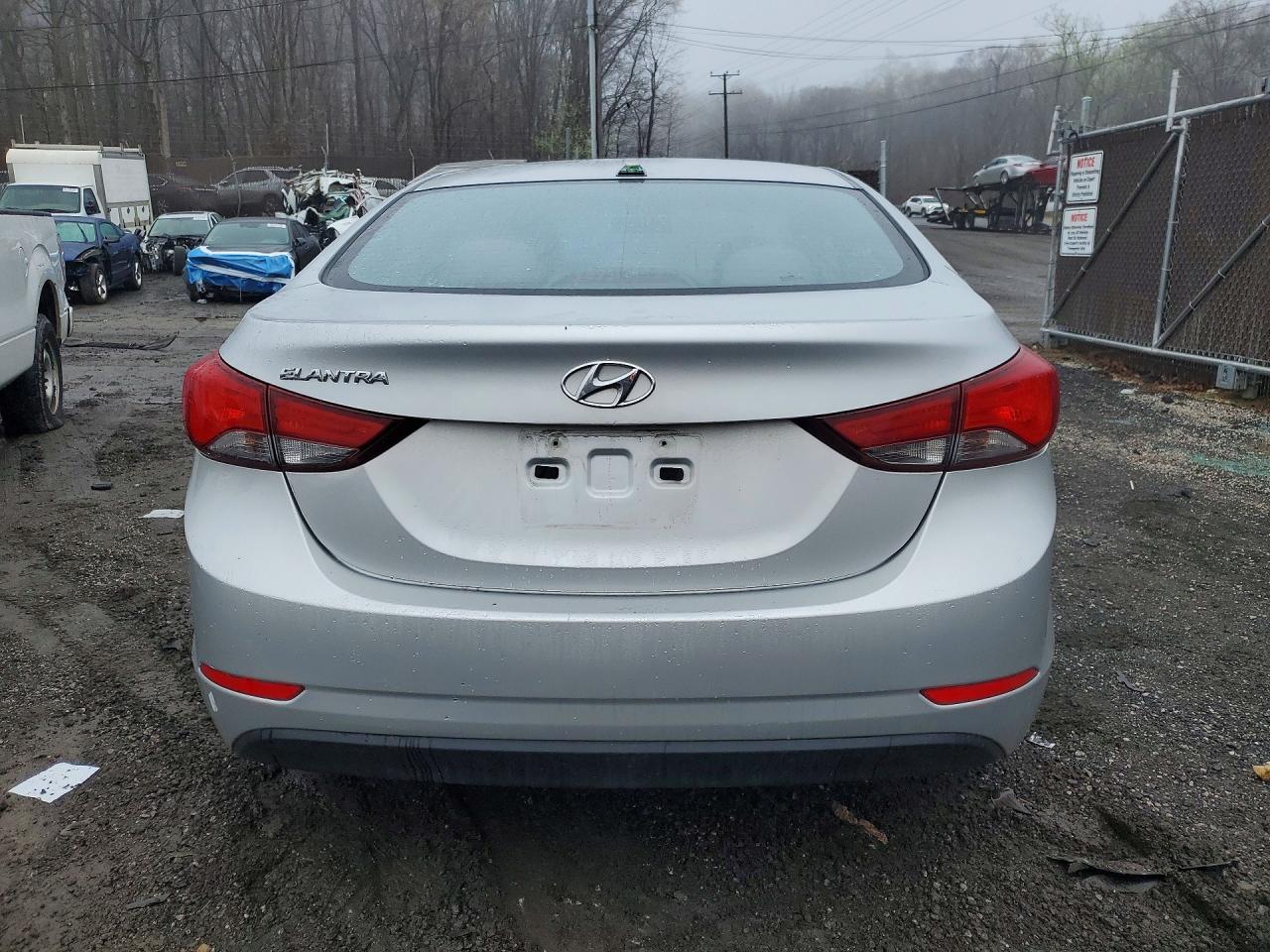 Hyundai ELANTRA Se