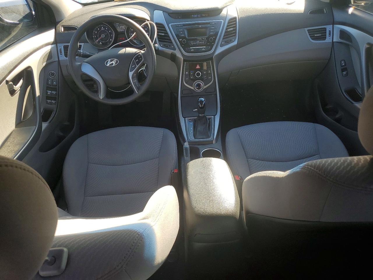 Hyundai ELANTRA Se