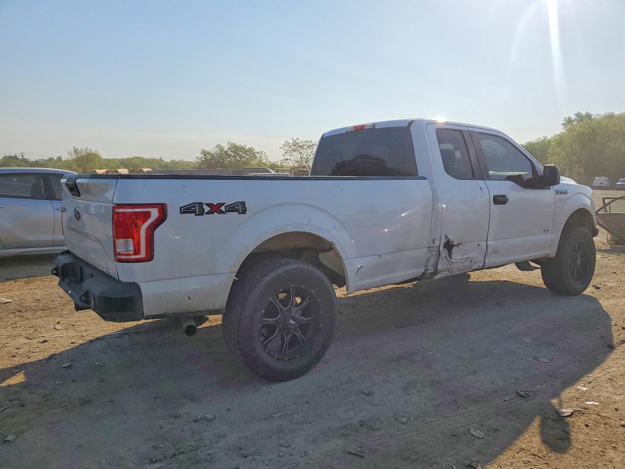 Ford F-150 Super Cab
