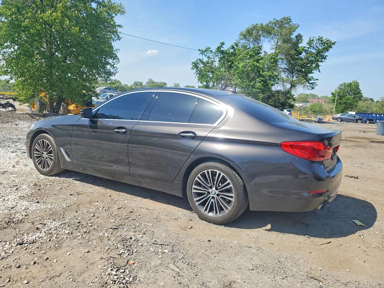 BMW 5 Series Xi