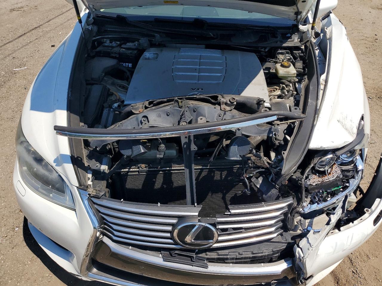 Lexus LS 460