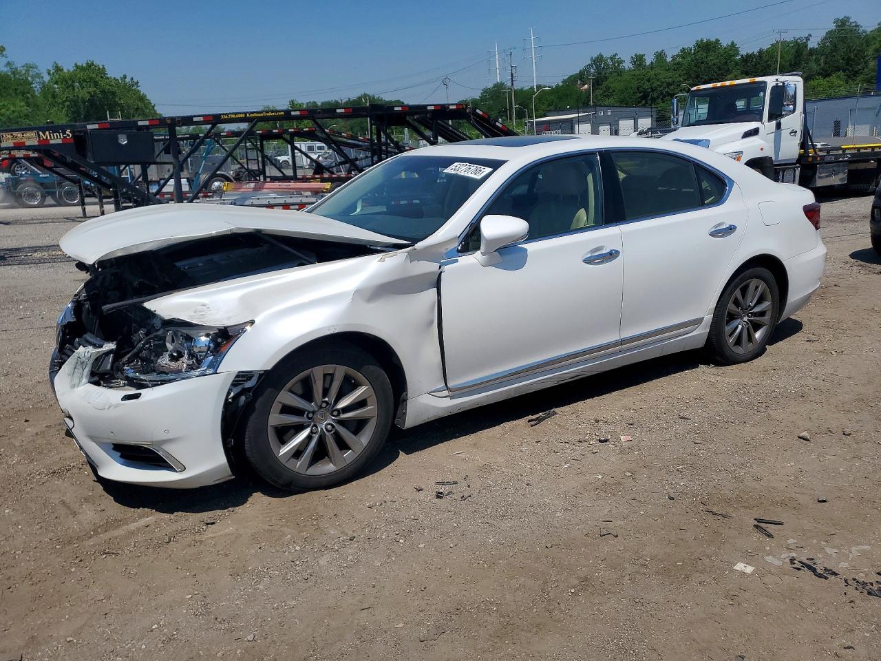 Salvage Lexus LS Image