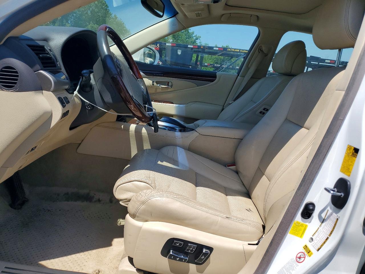 Lexus LS 460