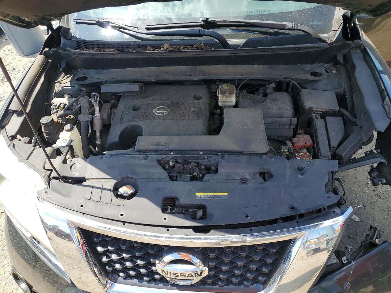 Nissan Pathfinder S