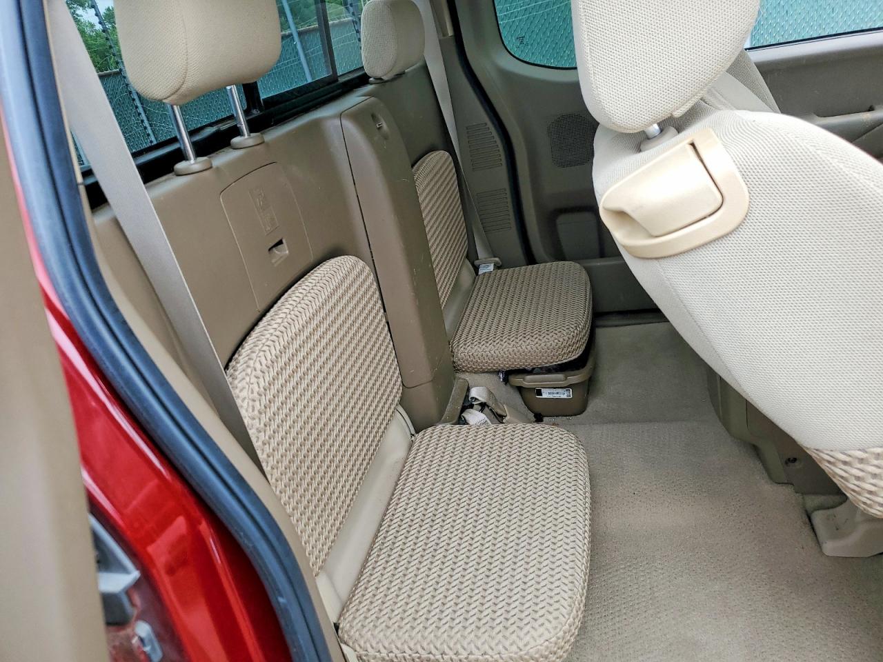 Nissan Frontier Se