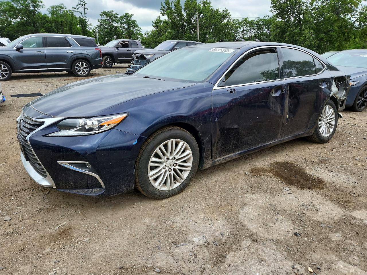 Salvage Lexus Es Image