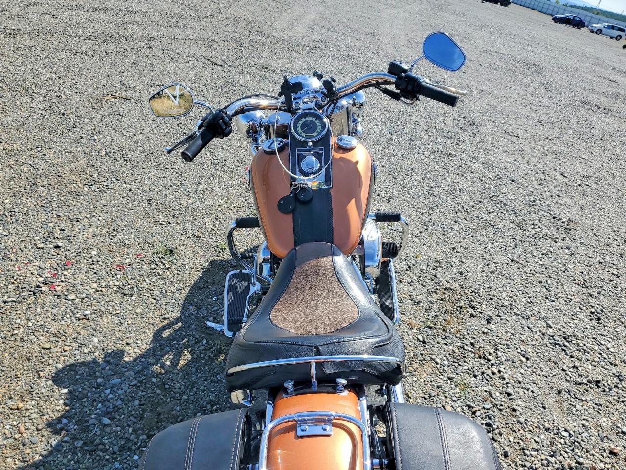 Harley-Davidson Fl 105th Anniversary Edition