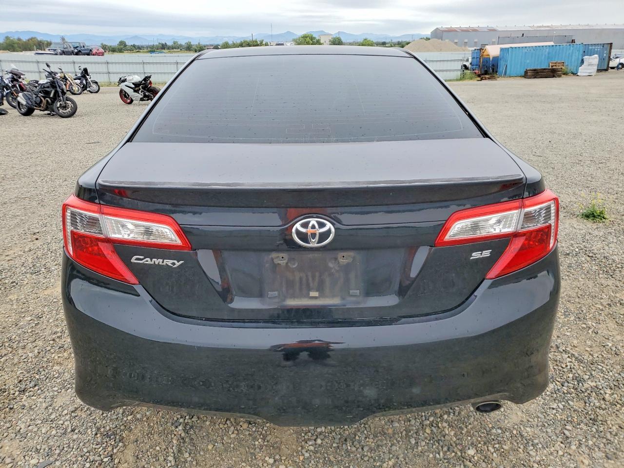 Toyota Camry Se