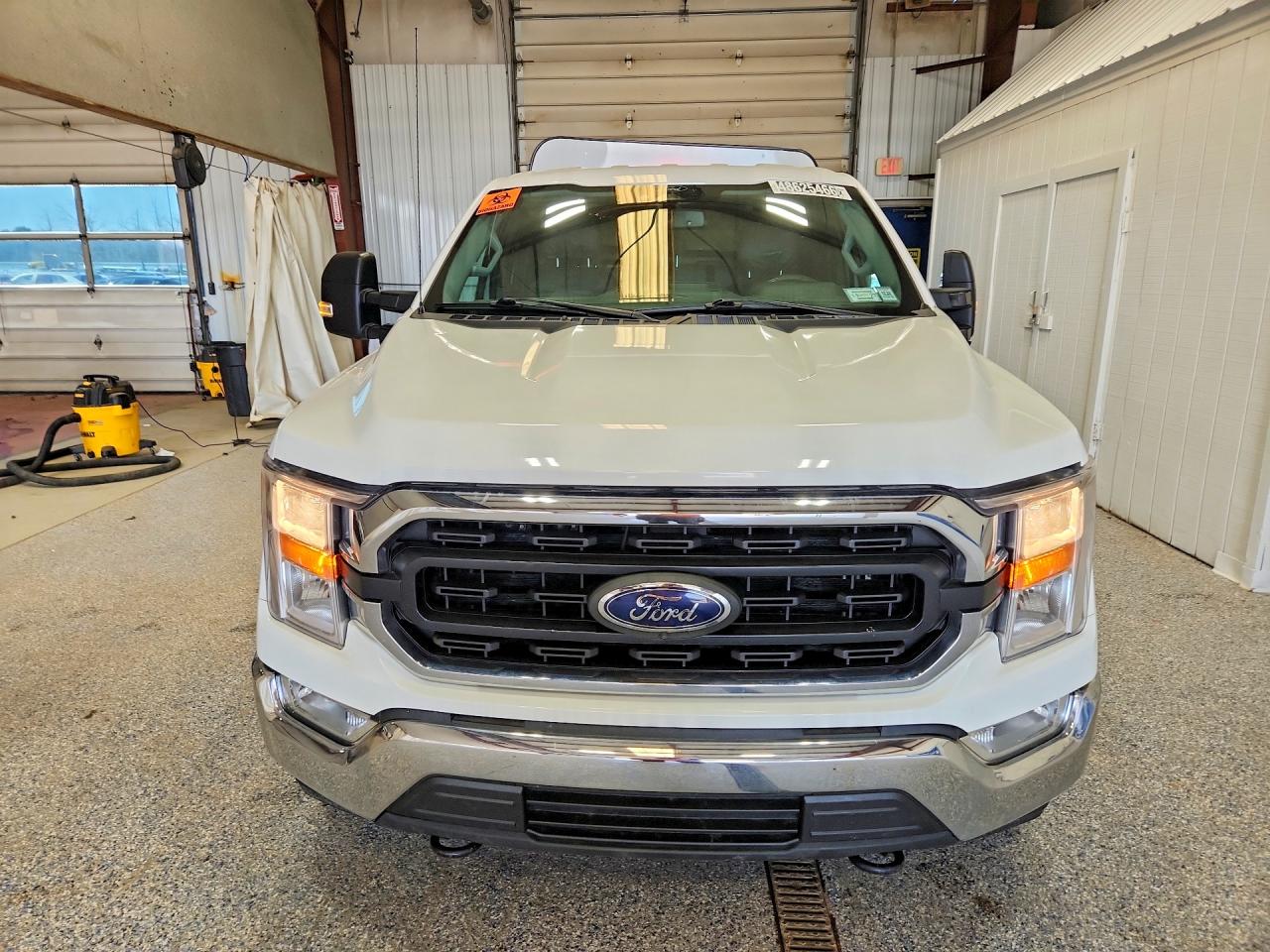 Ford F-150 Super Cab