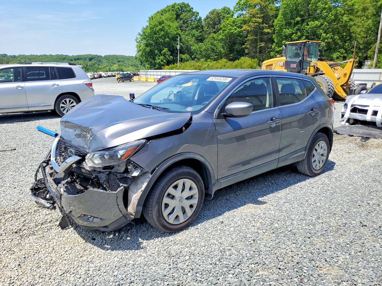 Salvage Nissan Rogue Image