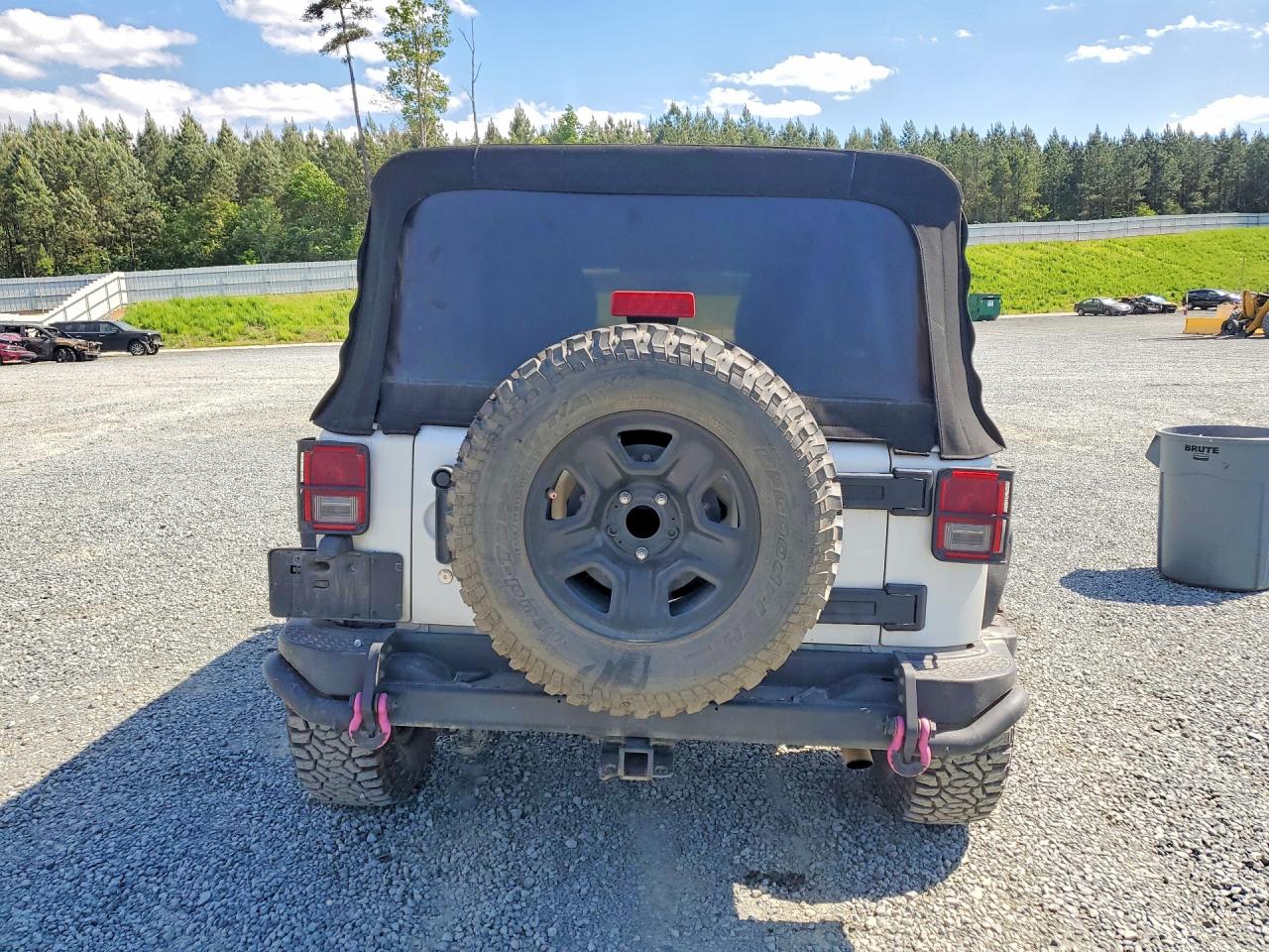 Jeep Wrangler Sport