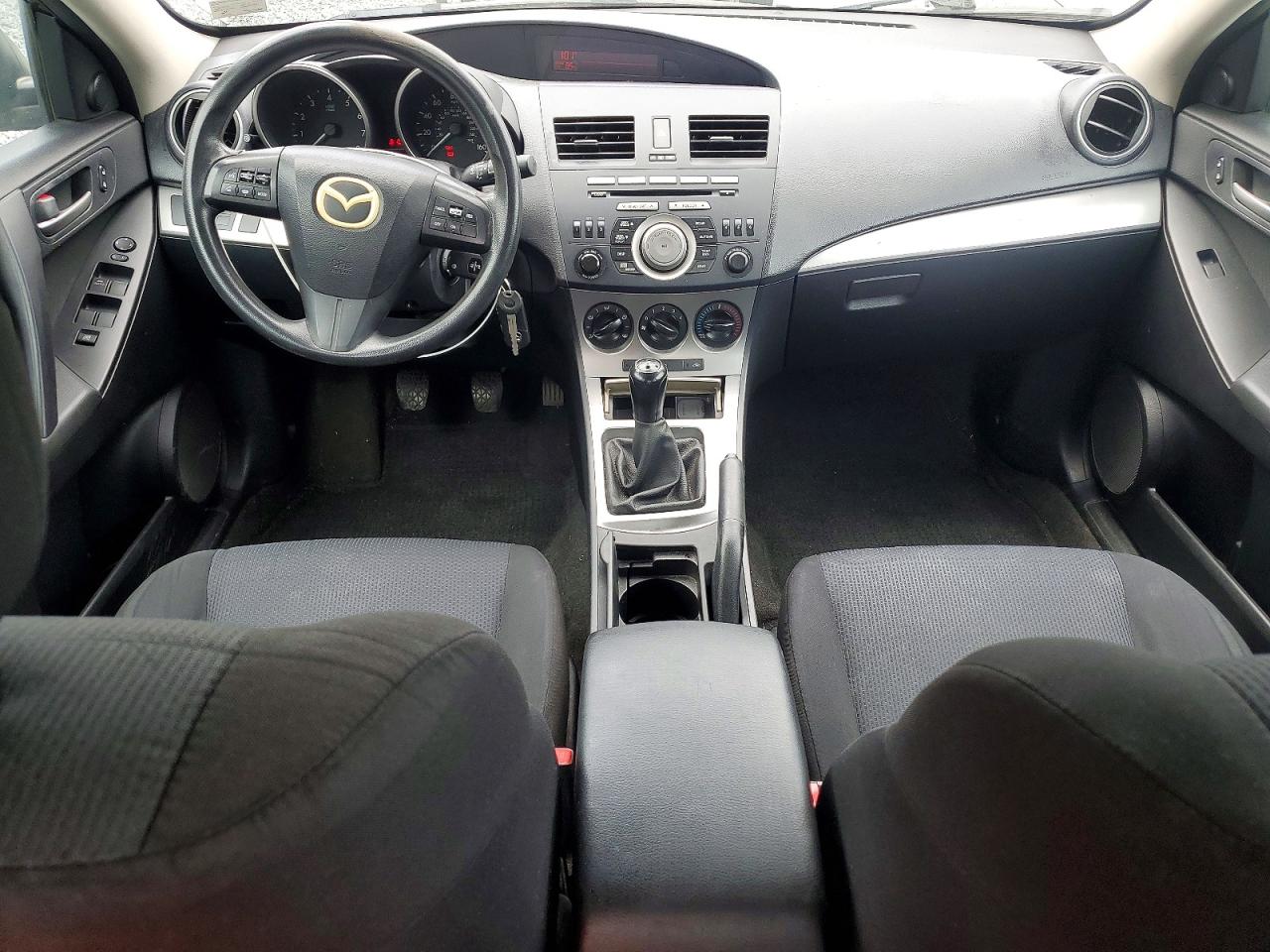 Mazda 3 I