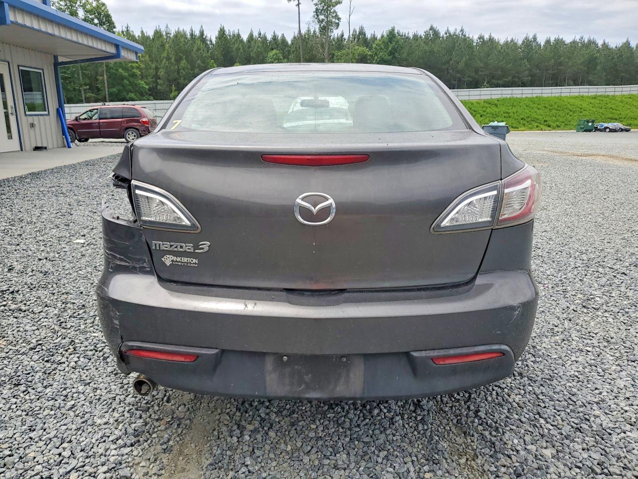 Mazda 3 I