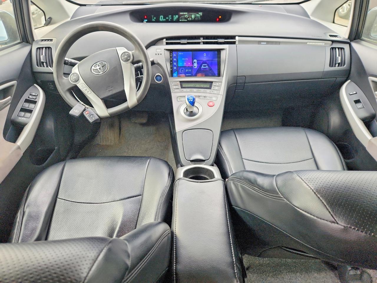 Toyota Prius Base