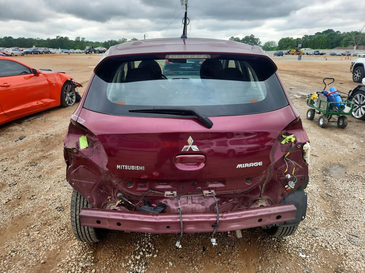 Mitsubishi Mirage Es