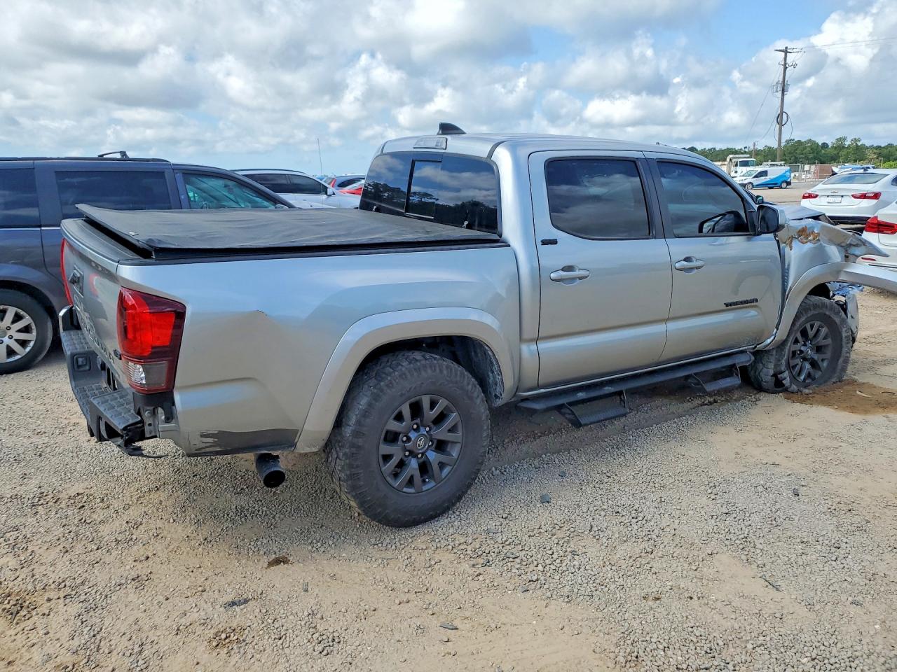 Toyota Tacoma Sr5 V6