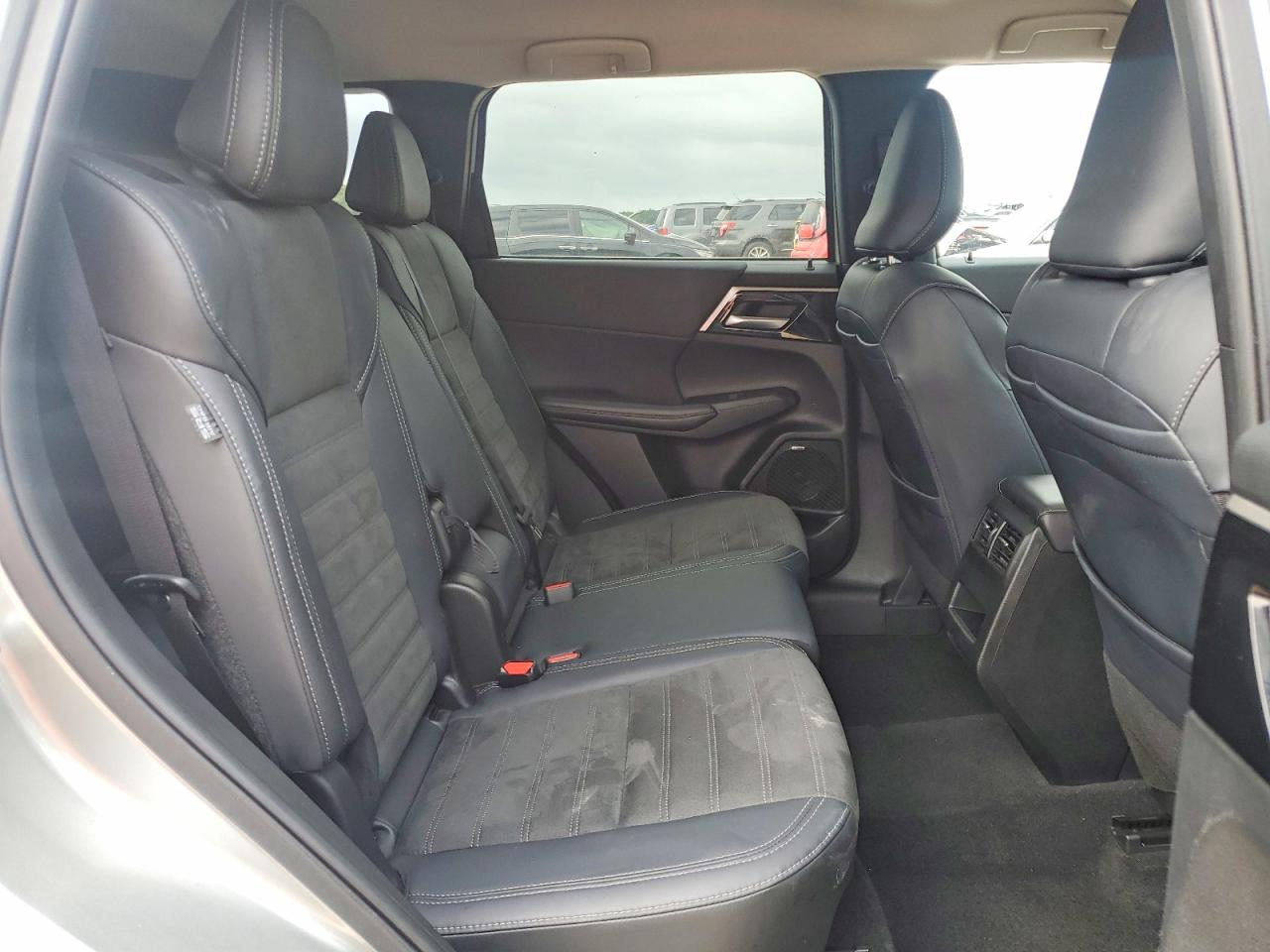 Mitsubishi Outlander Se
