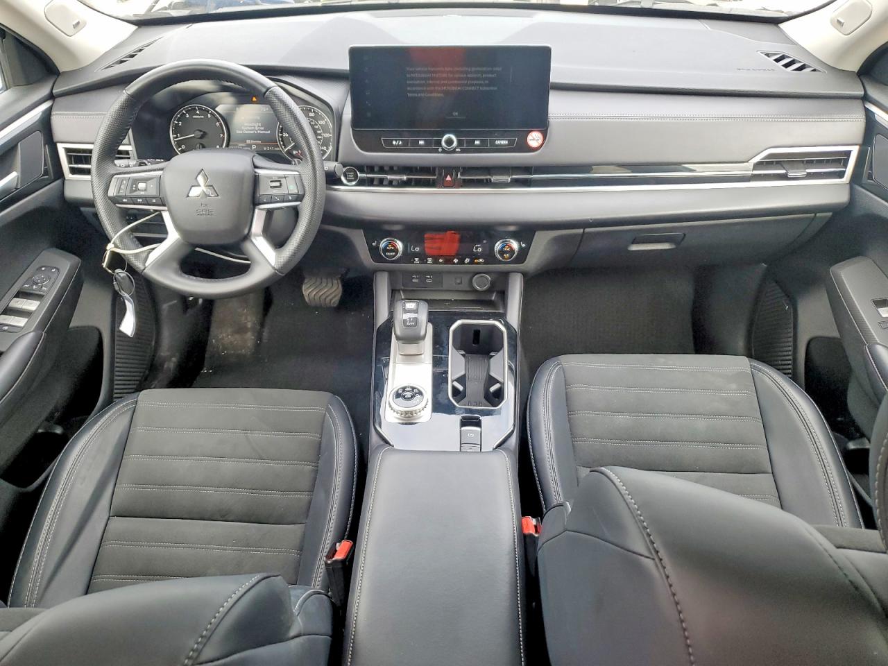 Mitsubishi Outlander Se