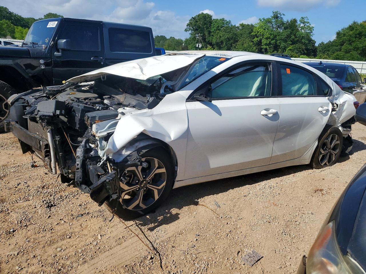 Salvage Kia Forte Image