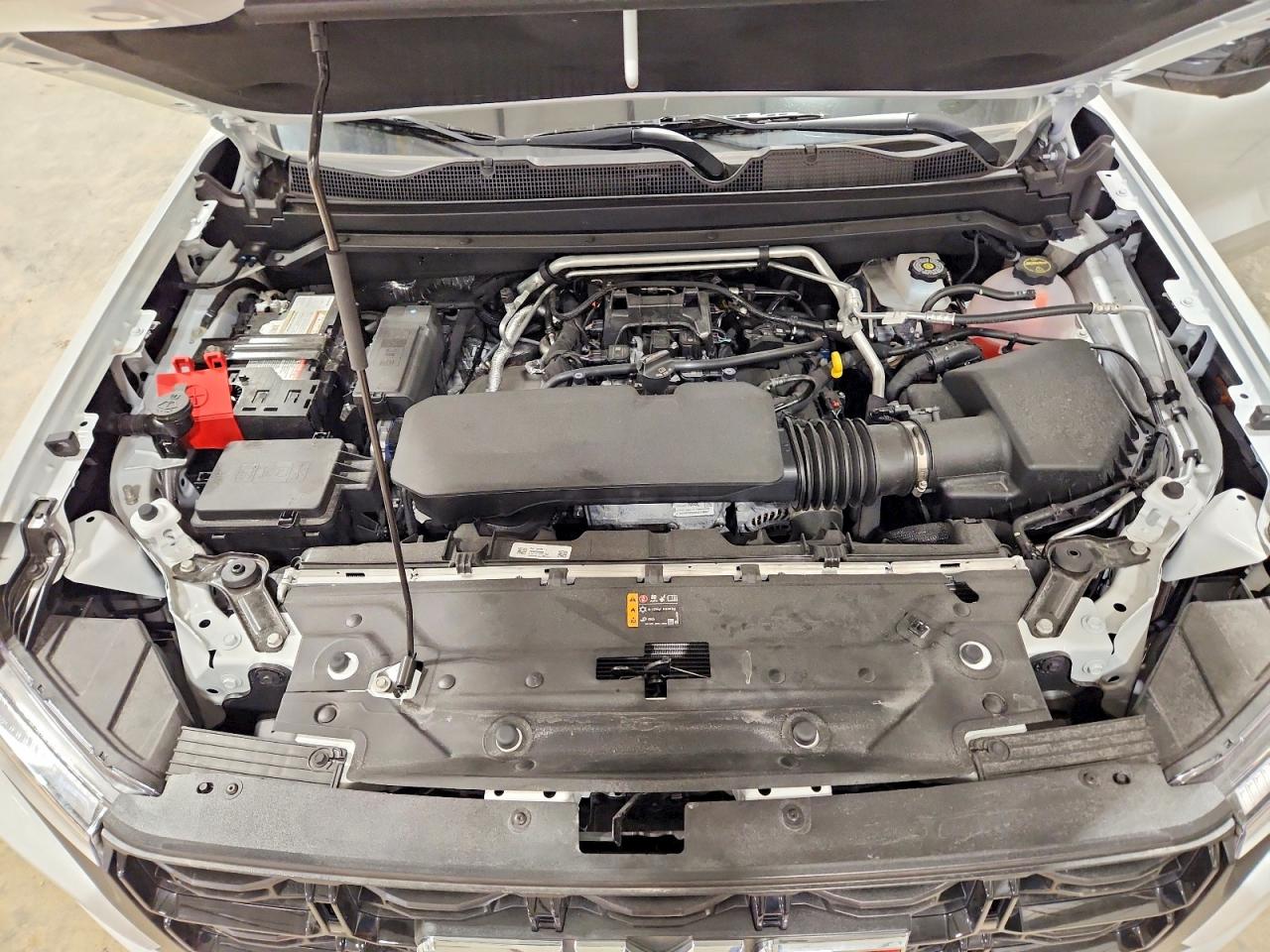 GMC Canyon Elevation