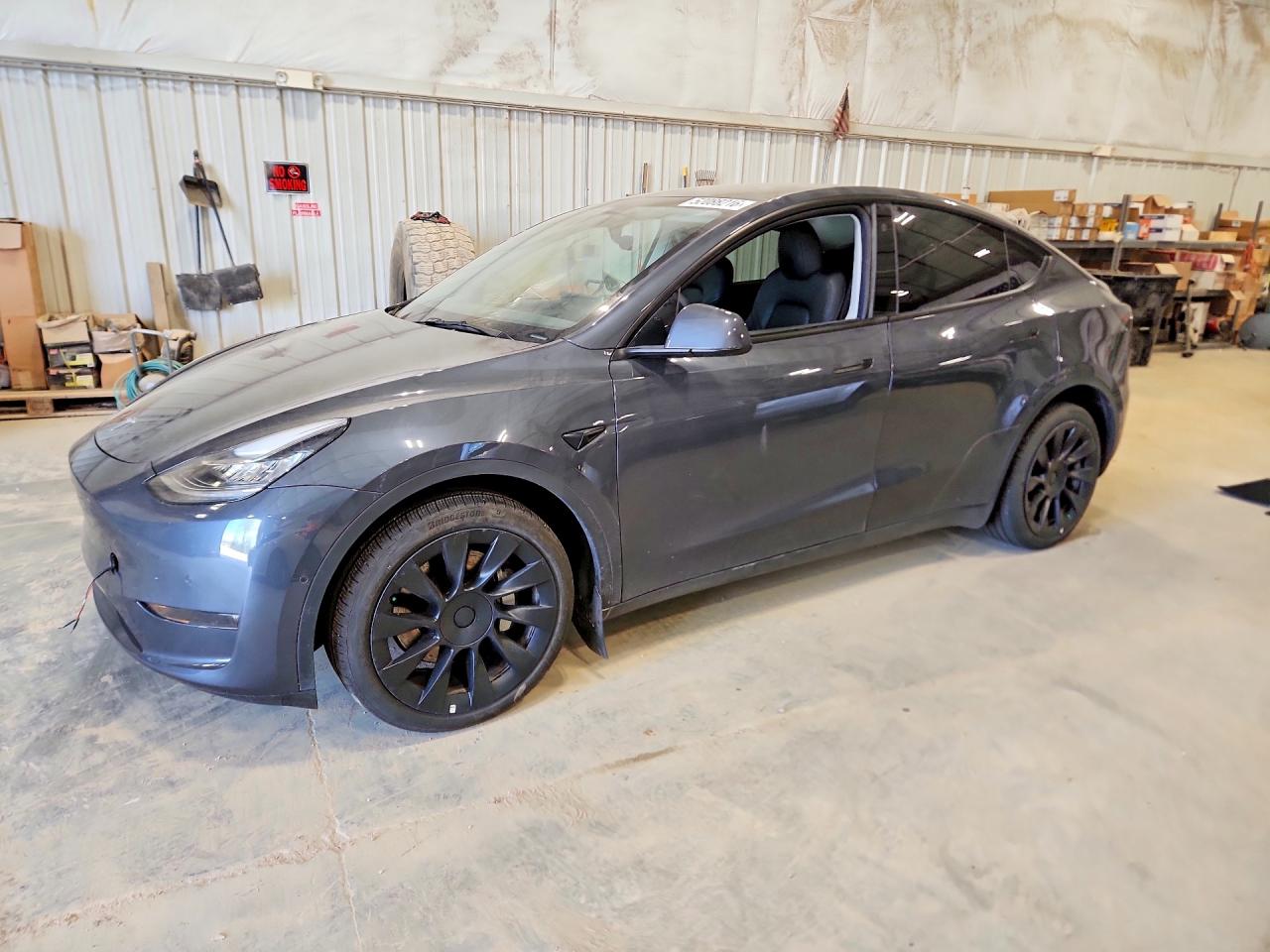 Salvage Tesla Model Y Image