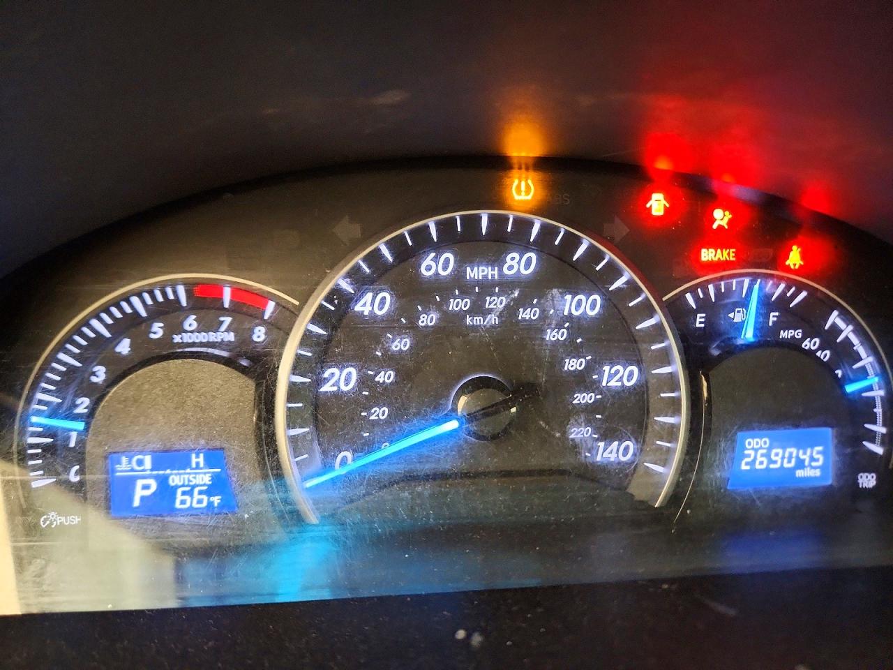 Toyota Camry Le