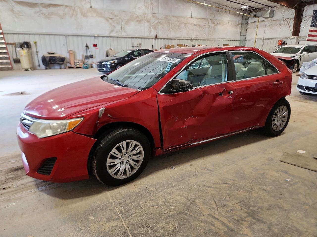 Salvage Toyota Camry Image